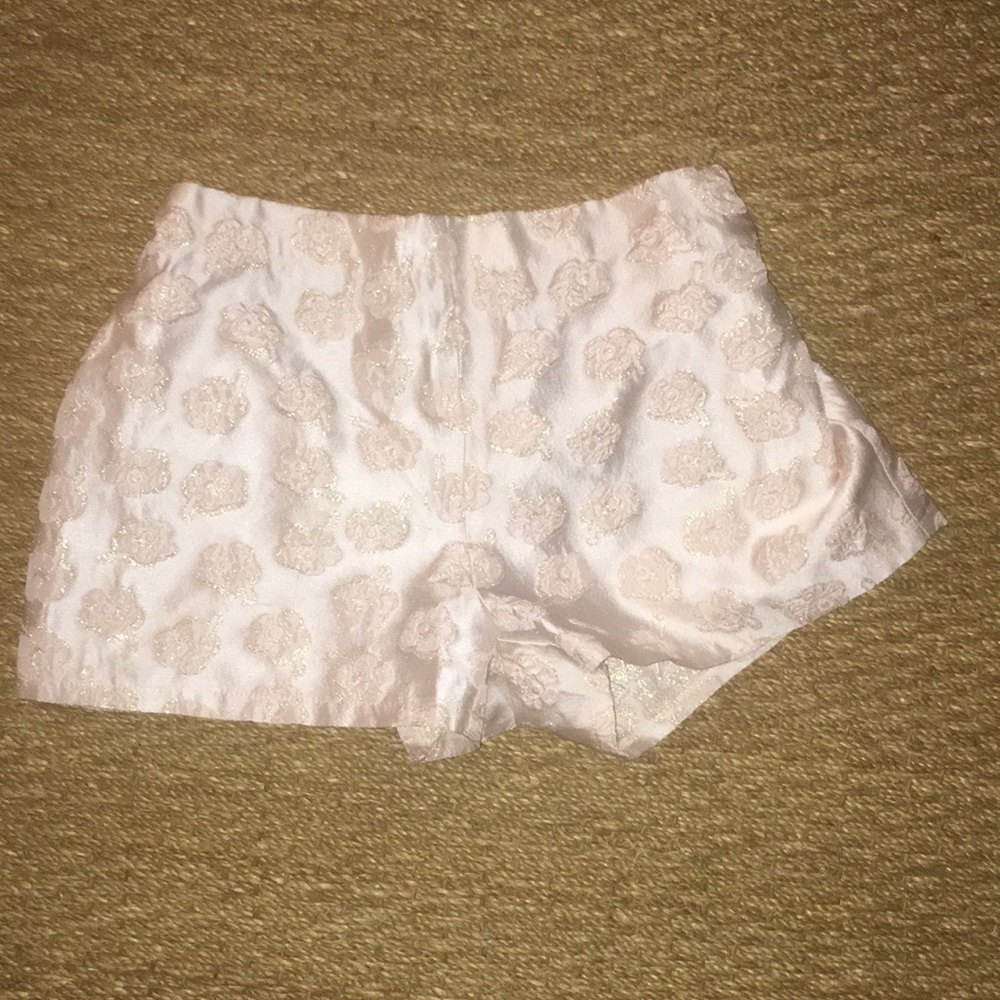 NEVER WORN Blush/gold floral Shorts